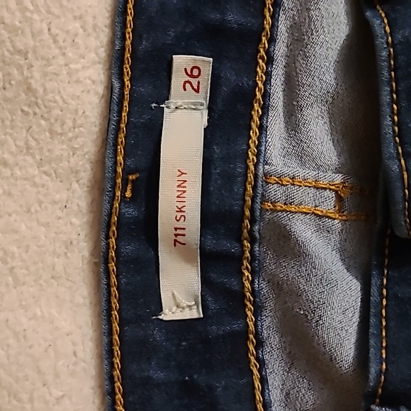 Levis 711 Skinny Jean Size 26R - Picture 3 of 12
